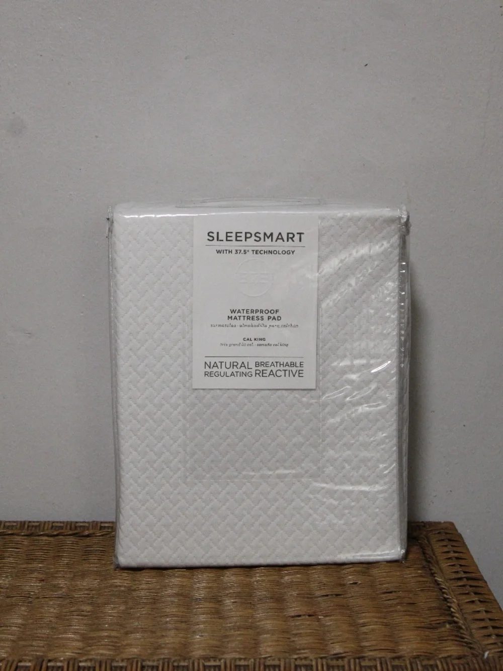 Pottrey Barn.  Sleepsmart Waterproof Mattress Pad. Cal King.